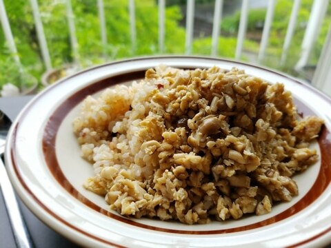 【独居自炊】しめじと油揚げのふりかけ